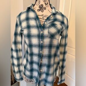 Aeropostale Plaid Button-Up Shirt